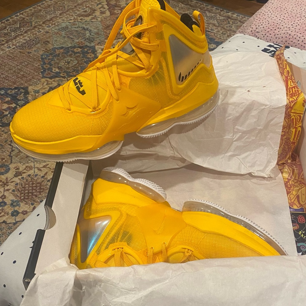 Lebron 9
